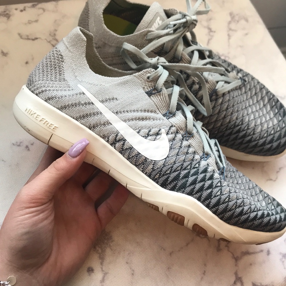 Nike Free Runs